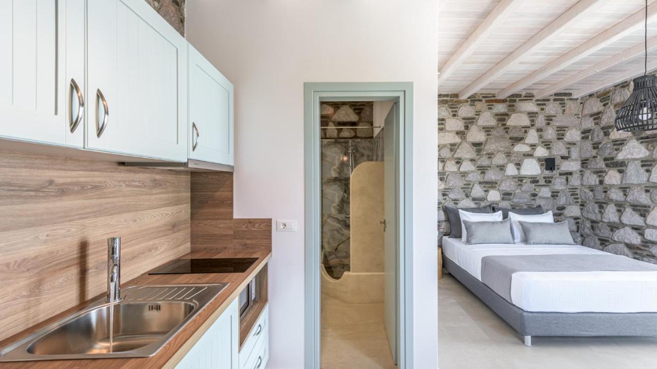 Thea Sunset Suites Mytakas Ngoại thất bức ảnh